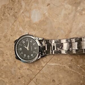 Mens black and silver quartz watch